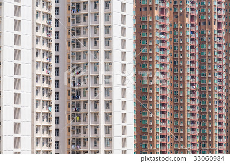 High rise apartment building 33060984