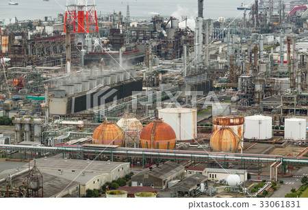 Factory in Yokkaichi of Japan Factory in Yokkaichi of Japan 33061831