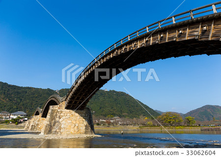 Wooden Arched Kintai Bridge 33062604