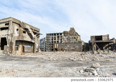 Abandoned island in nagasaki 33062975