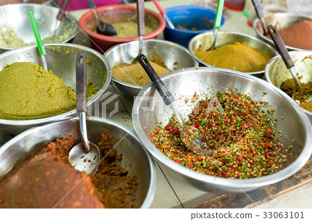 Herbs and condiment in wet market Herbs and condiment in wet market 33063101