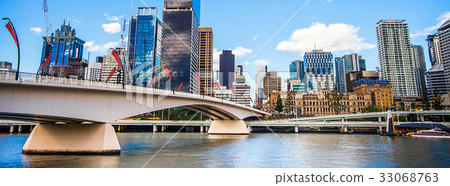 Skyline of Brisbane Queensland Australia 33068763