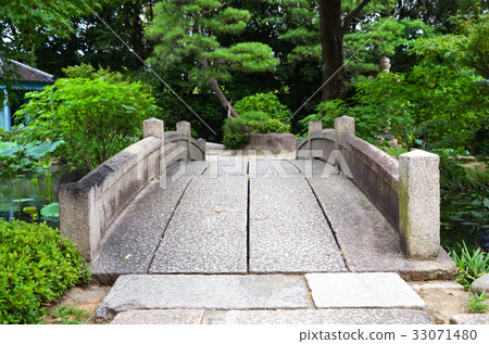 Japanese garden of Osaka Shitennoji 33071480