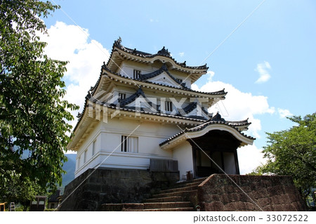 在Uwajima城堡的城堡塔 在Uwajima城堡的城堡塔 33072522