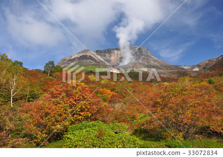 從Kogahiraira查看Chausudake 33072834