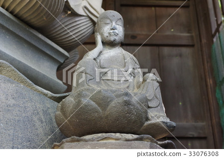 Shinshu's cultural assets Master craftsman Shizuka Moriya's stone Buddha Karouzan Jizoan Frontal view (Shiunsuwa-cho Jyunji) 33076308