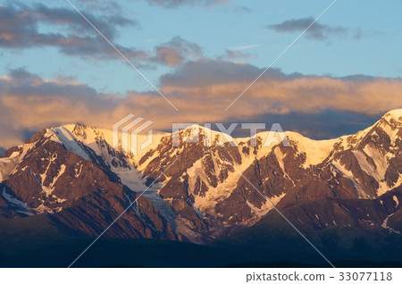 Altai mountains in Kurai area with North Chuisky Altai mountains in Kurai area with North Chuisky 33077118