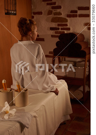 Woman in spa Woman in spa 33079660