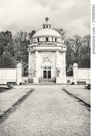 Mausoleum of The Andrassy family near Krasna Horka 33080892