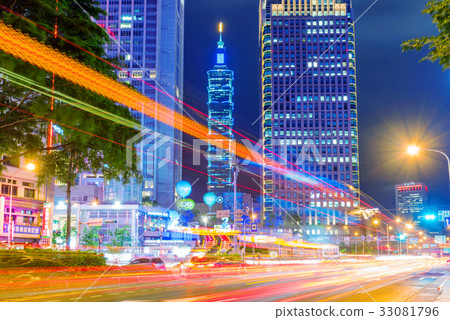 Taipei 101 and Xinyi financial district 33081796