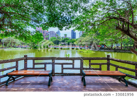 Benches overlooking lake Benches overlooking lake 33081956