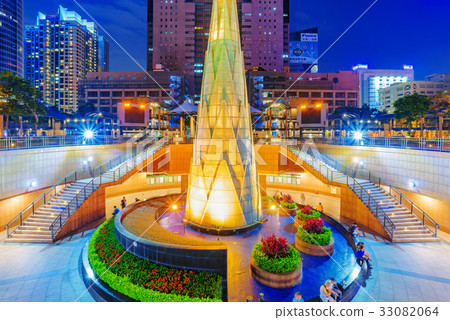 Banqiao citizen square 33082064