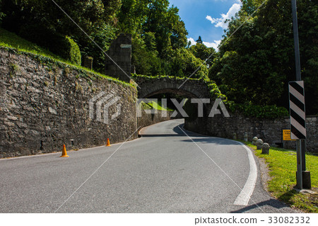 Bellagio city on Lake Como, Italy. Lombardy region Bellagio city on Lake Como, Italy. Lombardy region 33082332