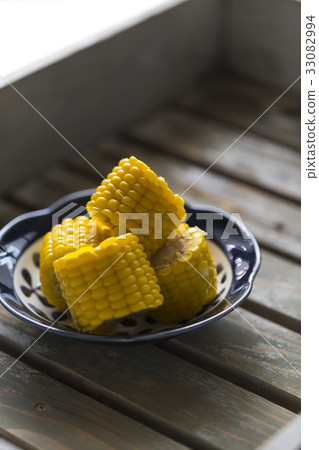 煮玉米 33082994