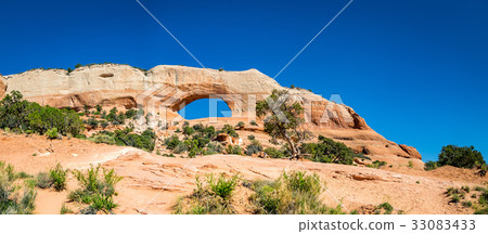 Natural Bridge 33083433