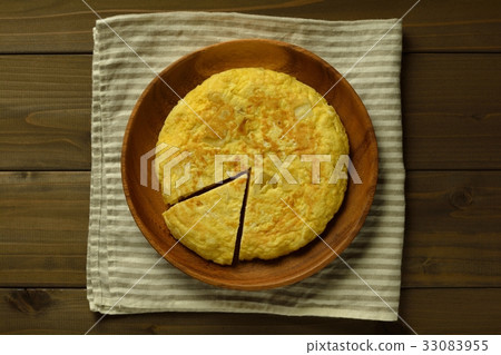 Spanish Omelette Spanish Omelette 33083955
