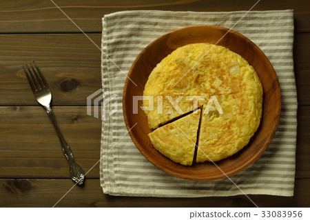 Spanish Omelette Spanish Omelette 33083956