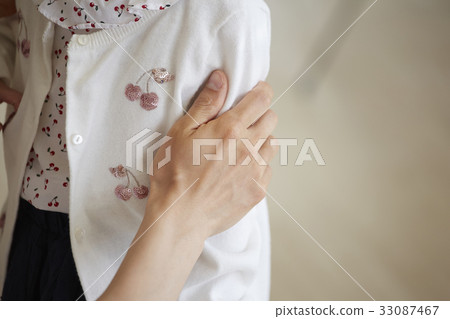 Hand, Dad, Daughter, Family, Walking Mom 33087467