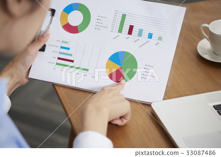 Mom, Business Woman, Working Mom Mom, Business Woman, Working Mom 33087486