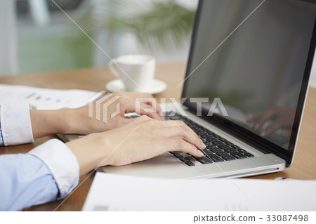 Mom, Business Woman, Working Mom 33087498