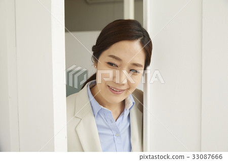 媽媽,女商人,工作媽媽 媽媽,女商人,工作媽媽 33087666