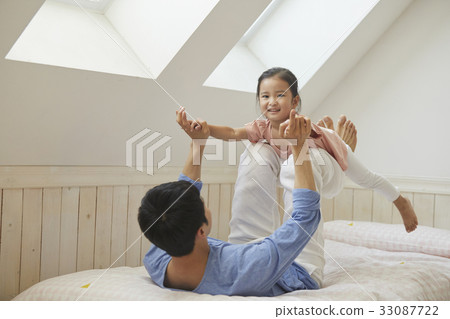 Dad, Daughter, Family, Walking Mom 33087722