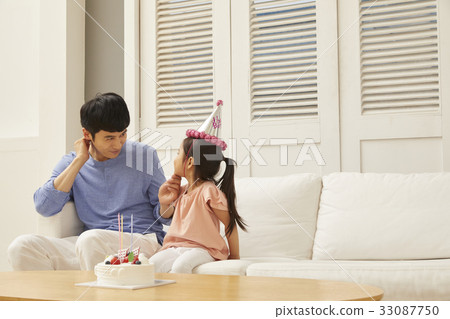 Dad, Daughter, Family, Walking Mom Dad, Daughter, Family, Walking Mom 33087750