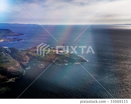 Stunning aerial shot of Ardnamurchan Point, Great Stunning aerial shot of Ardnamurchan Point, Great 33089115