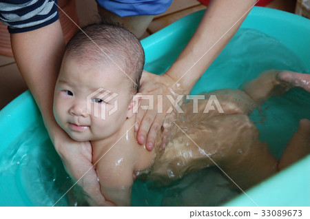 寶寶沐浴,台灣女孩 33089673