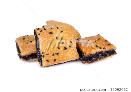crispy pie with black sesame on white background crispy pie with black sesame on white background 33092062
