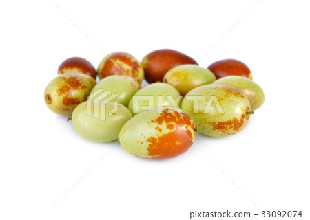 whole fresh Chinese Jujube on white background whole fresh Chinese Jujube on white background 33092074
