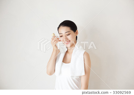 女子運動補水 33092569