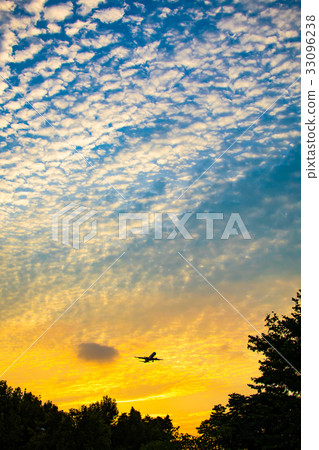 Taiwan, Taipei, Emeishan, gold, evening sun, sundown, sun, white cloud 33096238