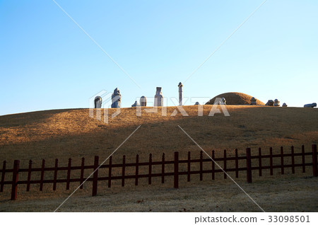 Yeongneung (Historic Site No. 204), Seongbuk-gu, Seoul, Korea 33098501
