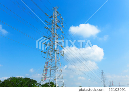 Tower and blue sky Tower and blue sky 33102991