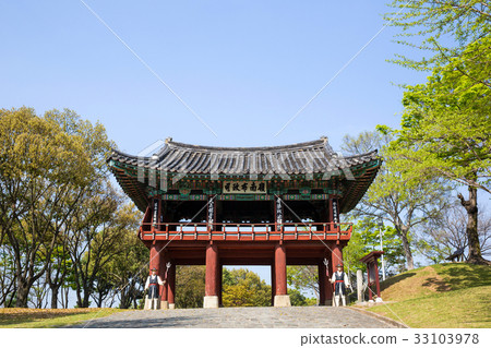 Youngnam Fortress, Jinju Castle, Jinju City, Gyeongnam, Korea 33103978