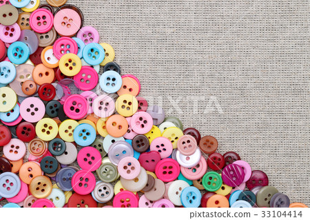 A button A button 33104414