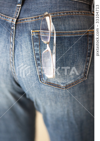 Jeans butt thing taking glasses 33104713