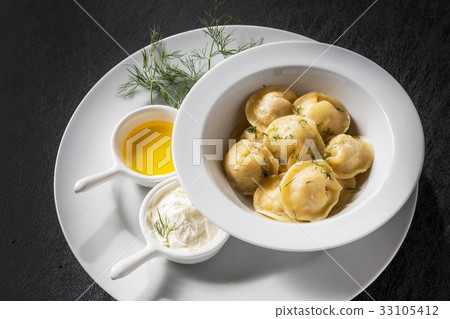 俄羅斯餃子pelmeni俄羅斯食品pelmeni 33105412