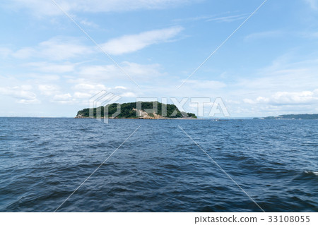 Sarushima seen from a ship Sarushima seen from a ship 33108055