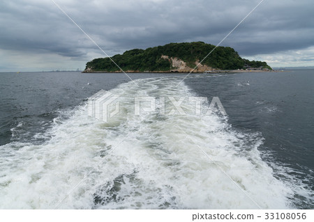 離開船後,你可以從遠處看到它 離開船後,你可以從遠處看到它 33108056