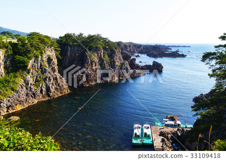 [Scenic spot/National park] Sado Island Senkaku Bay Yangshima Amusement Park 33109418