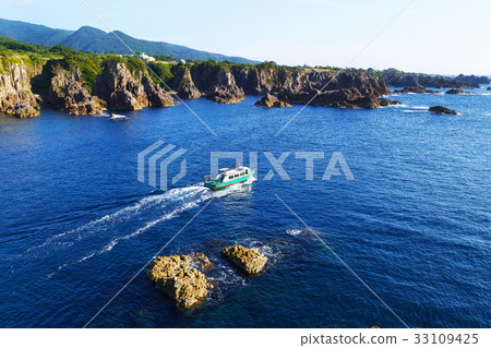 [Scenic spots/National park] Sado Island Senkaku Bay Yangshima amusement park and sightseeing boat 33109425