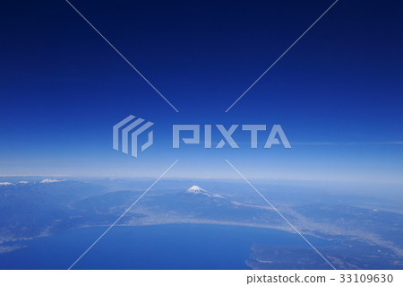 Suruga Bay Fuji seen from the sky Suruga Bay Fuji seen from the sky 33109630