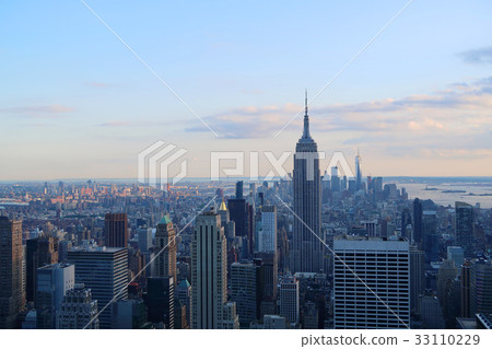 Empire State Building 33110229