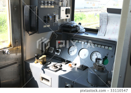 Driver's cab of Tsugaru Railroad Run Meros 33110547