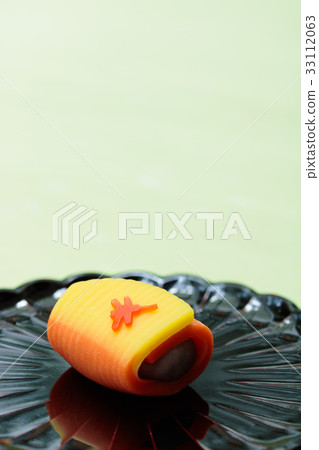 Fresh sweets, red dragonfly 33112063