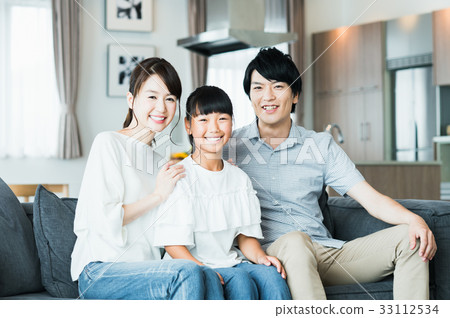 年輕的家庭 33112534