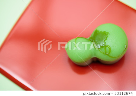 Fresh sweets and sweet potato (Hisago) 33112674