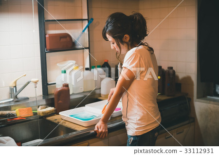 女生 女孩 女性 33112931